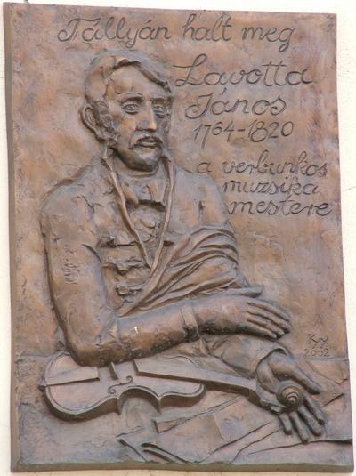 Lavotta-dombormű, Tállya. Kiss György szobrászművész alkotása. Fotó: Kósa Károly, 2006.08.02.